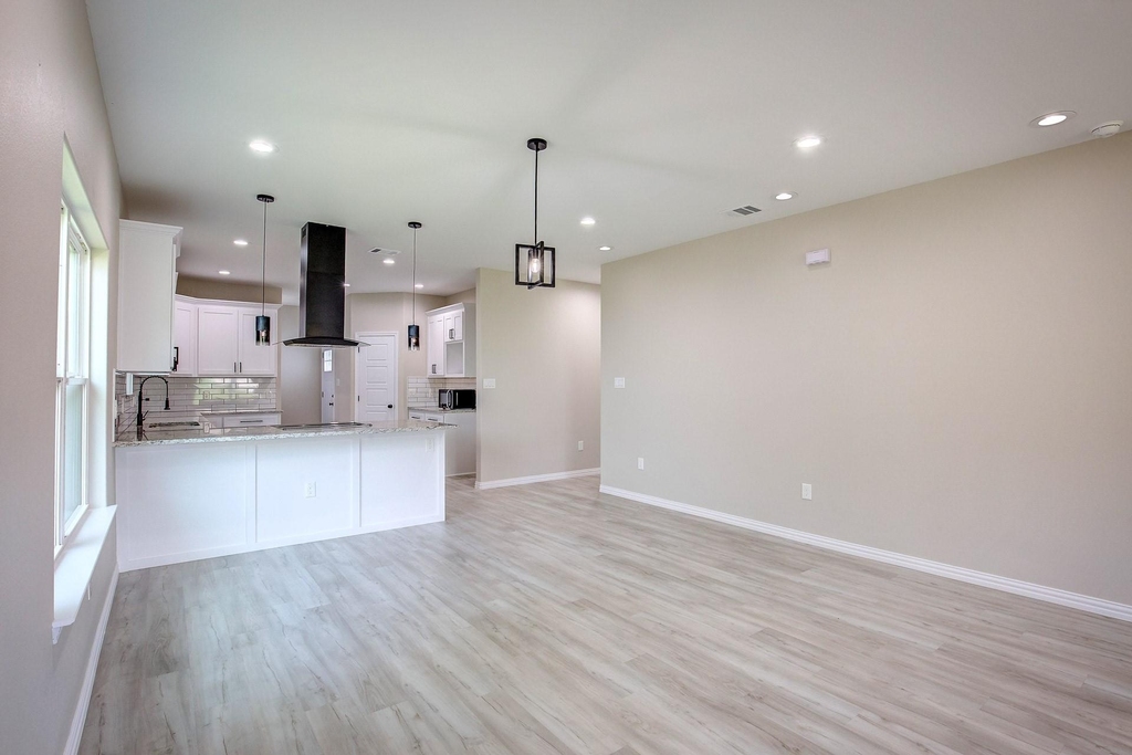 5116 Bonnell Avenue - Photo 7