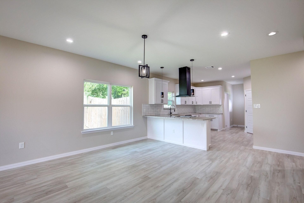 5116 Bonnell Avenue - Photo 8