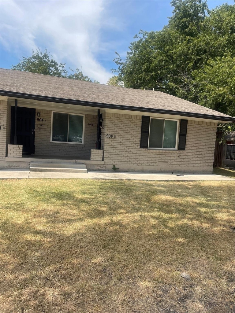 904 Spring Valley Plaza - Photo 0
