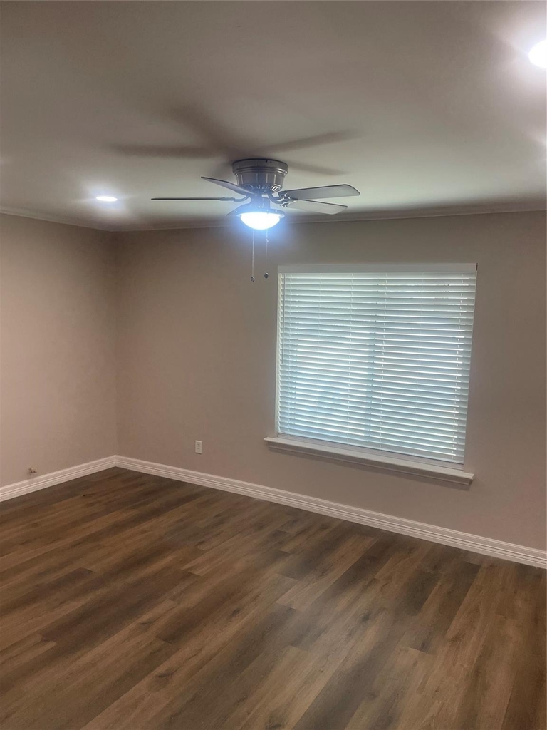 904 Spring Valley Plaza - Photo 15