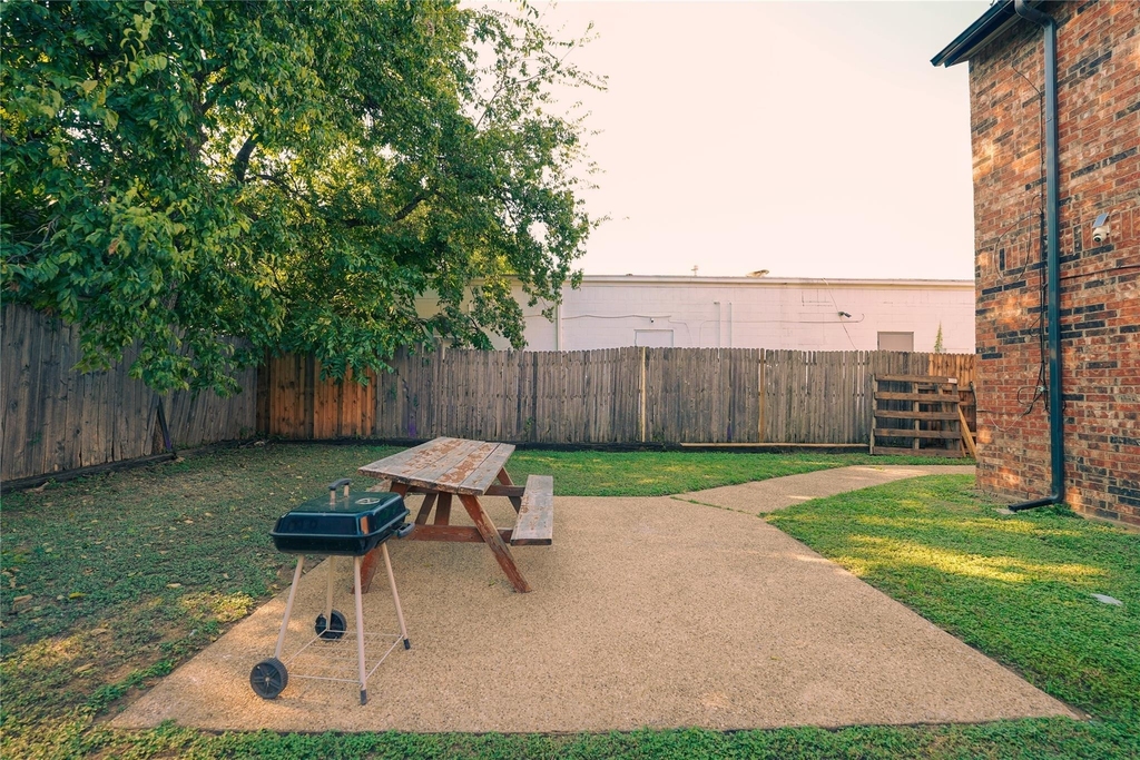 104 N Heights Drive - Photo 20