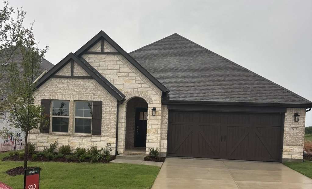 2417 Blackwell Street - Photo 0