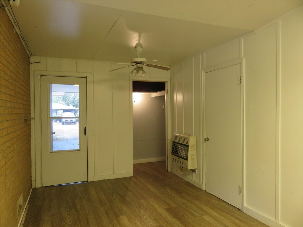 725 W Bullock Street - Photo 34