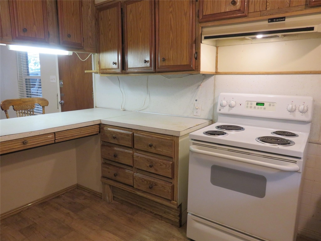 725 W Bullock Street - Photo 14