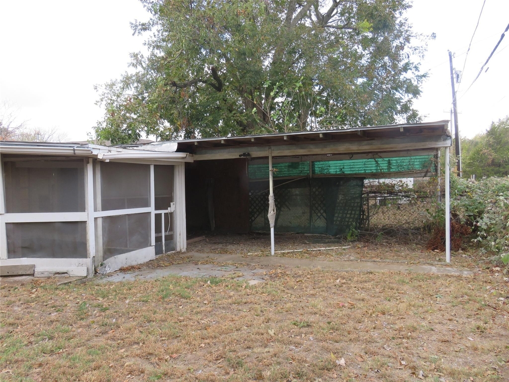 725 W Bullock Street - Photo 37