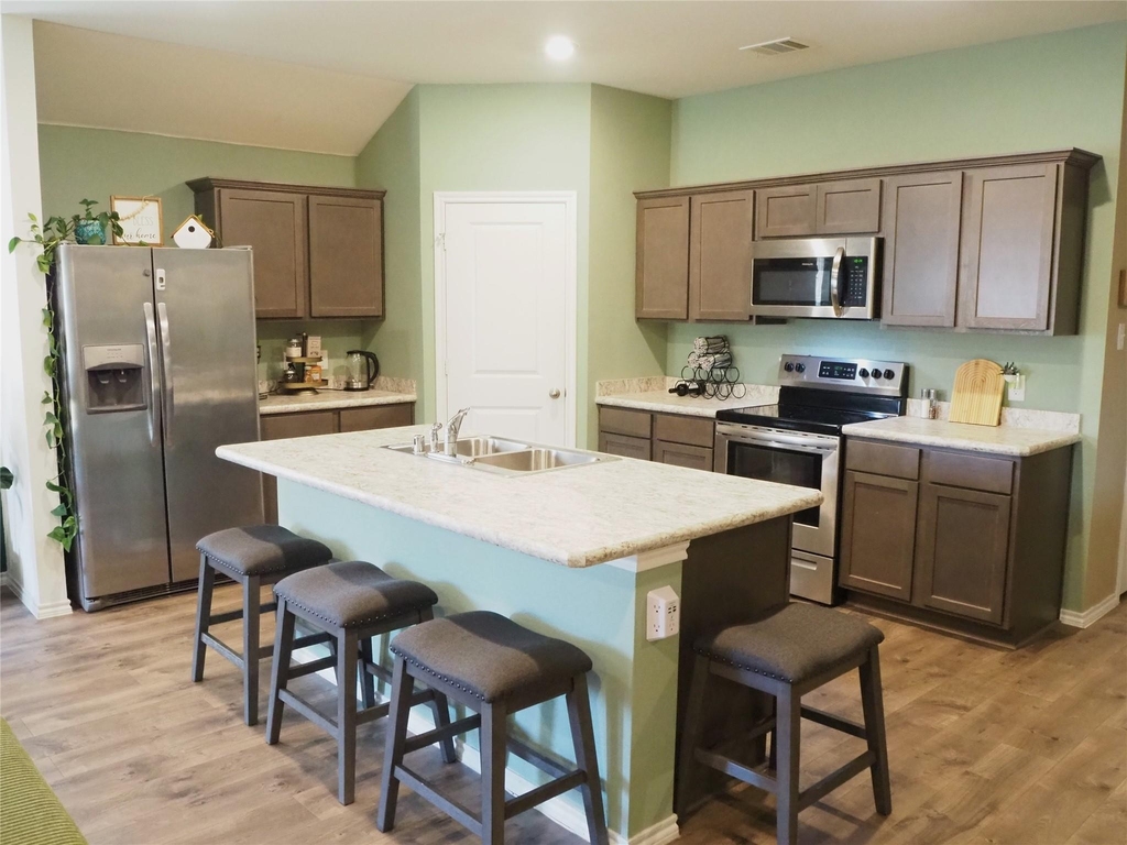 401 Wilson Way - Photo 6
