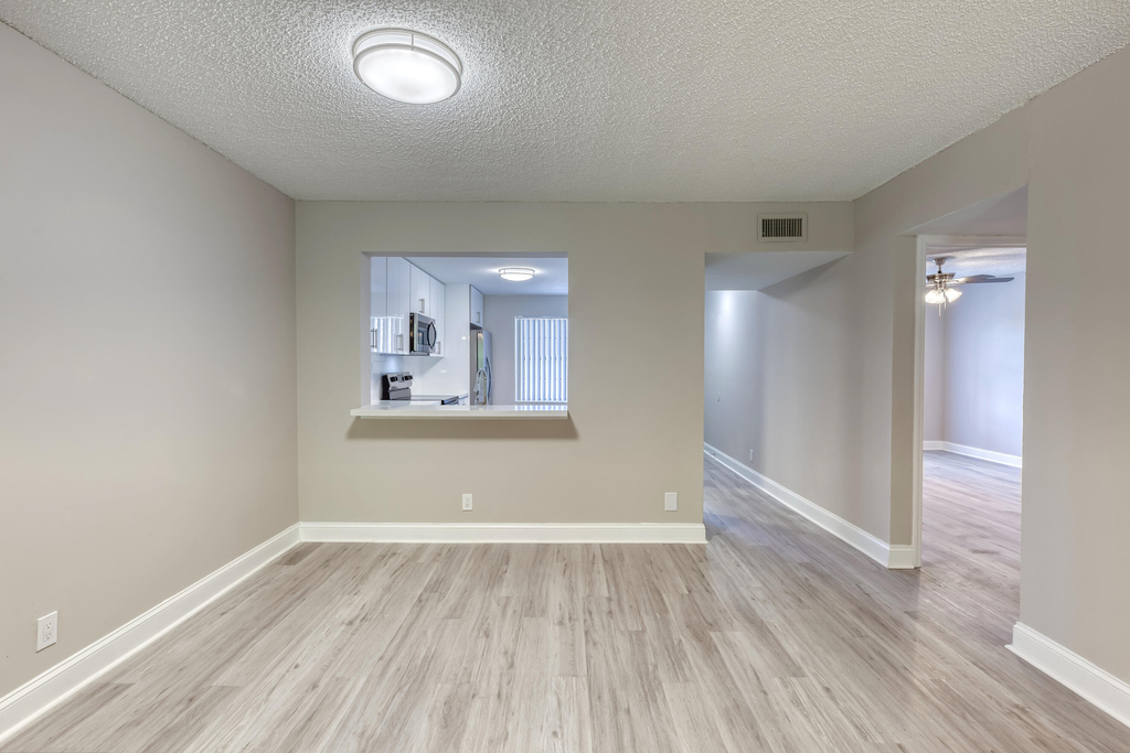 230 Se 10th Street - Photo 5