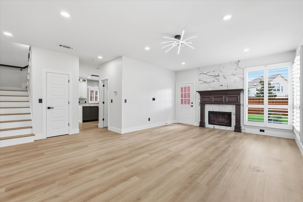 652 Allen Road - Photo 8