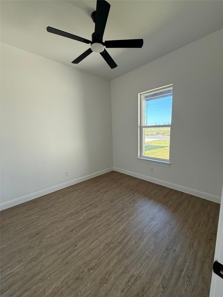 316 Woodstock Lane - Photo 9