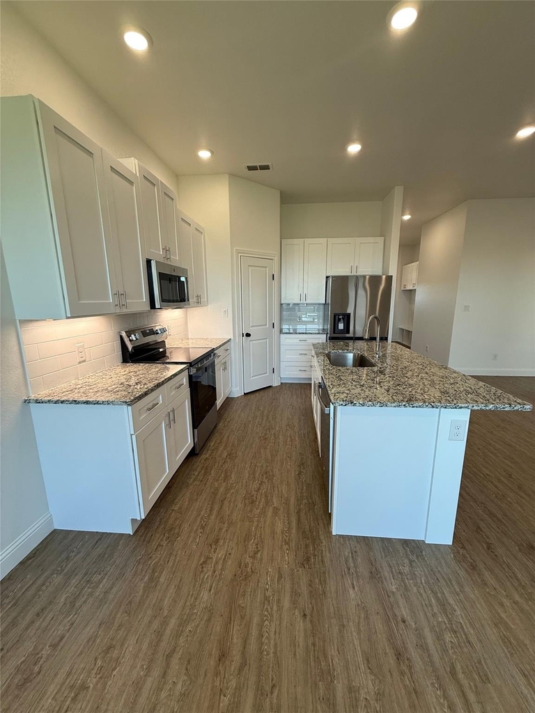 316 Woodstock Lane - Photo 5