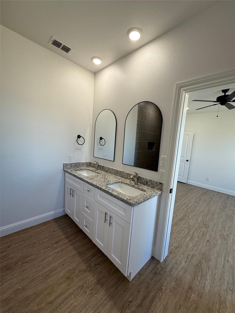 316 Woodstock Lane - Photo 12
