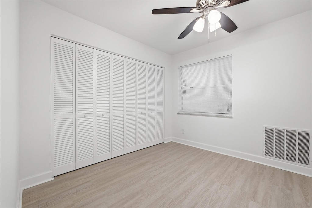 428 Grove Isle Circle - Photo 14