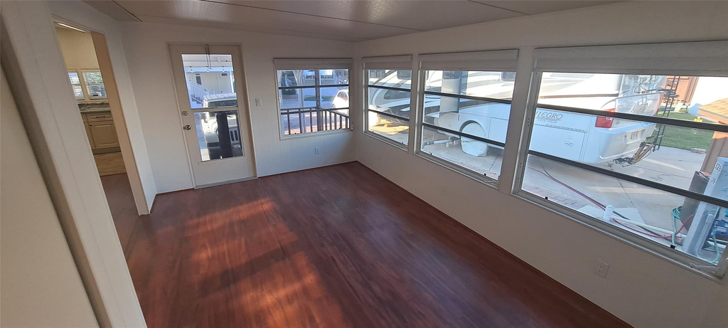 5362 Se 65th Avenue - Photo 18