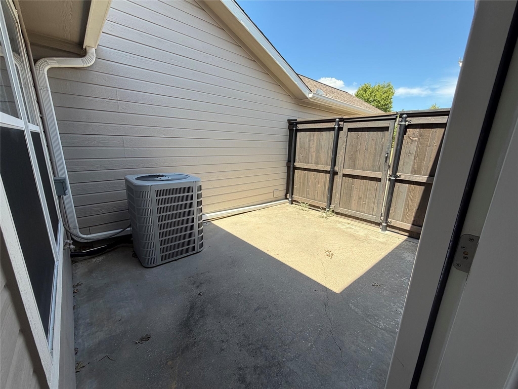 502 Oakridge Drive - Photo 22