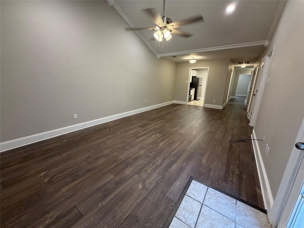 502 Oakridge Drive - Photo 11