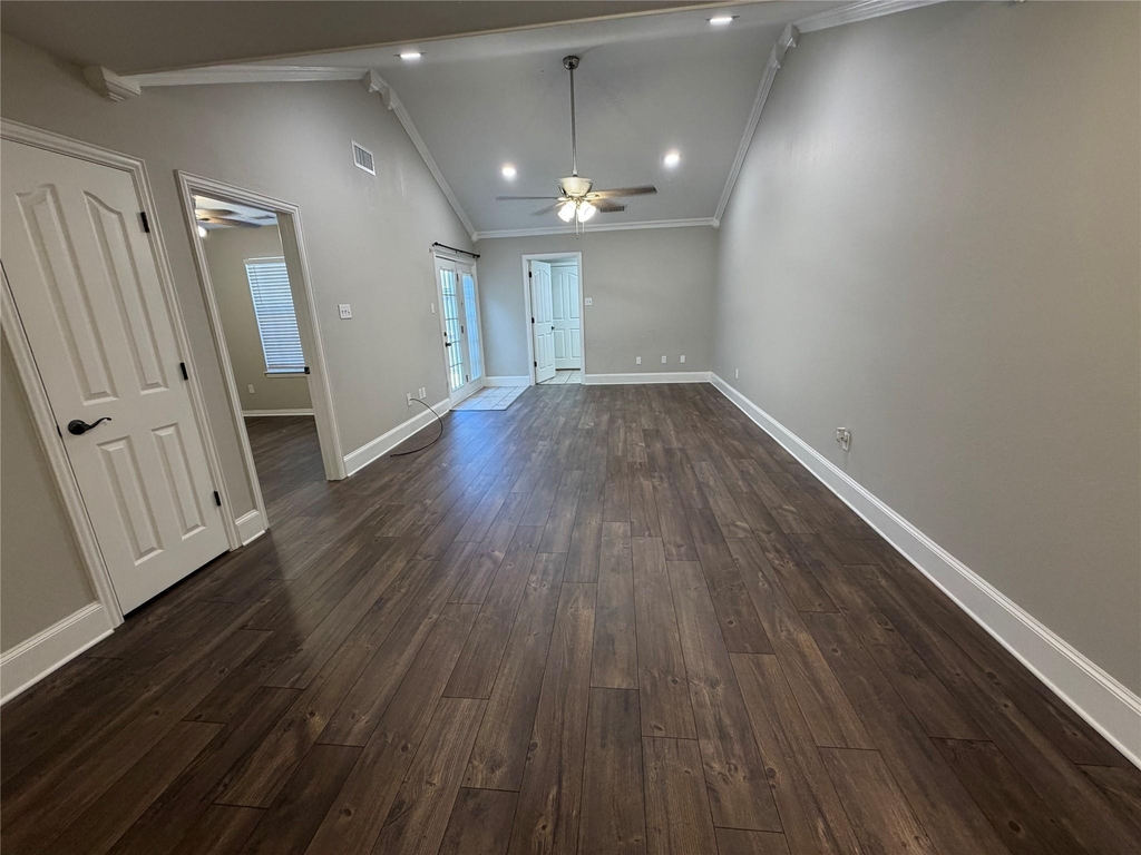 502 Oakridge Drive - Photo 9