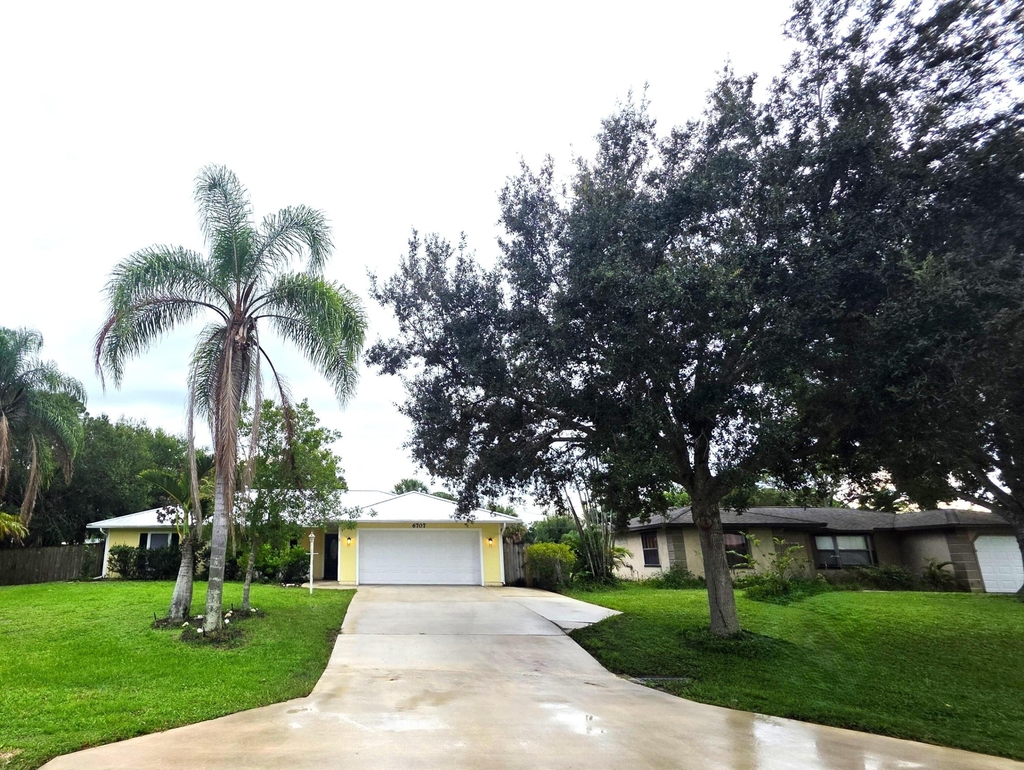 6707 Coquina Avenue - Photo 0