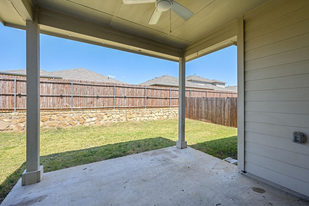 841 Blackhorse Trail - Photo 24