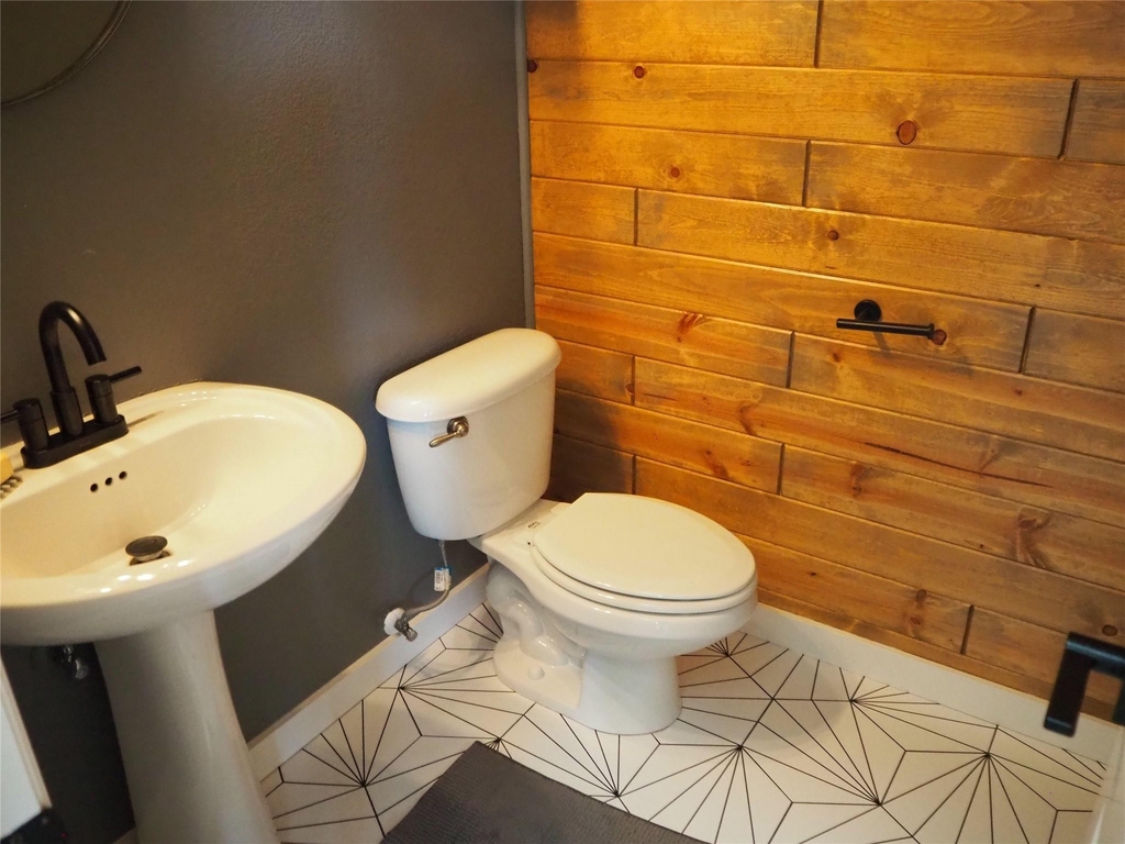 14012 Badger Creek Drive - Photo 35