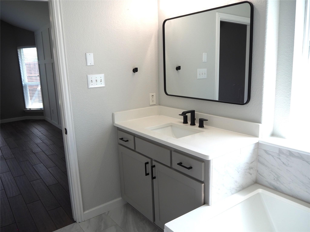 14012 Badger Creek Drive - Photo 22