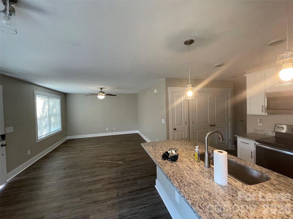 317 Salisbury Road - Photo 2