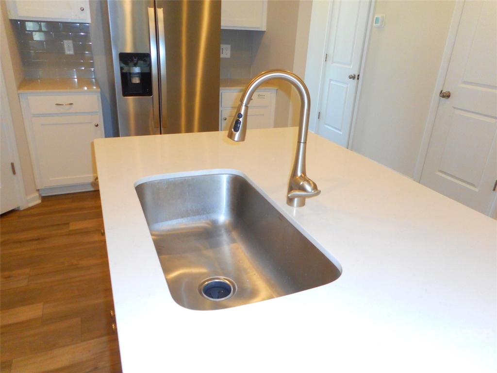 12715 Wandering Brook Drive - Photo 5