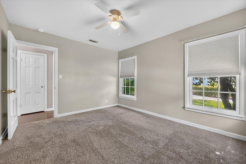 4216 Donnelly Avenue - Photo 19