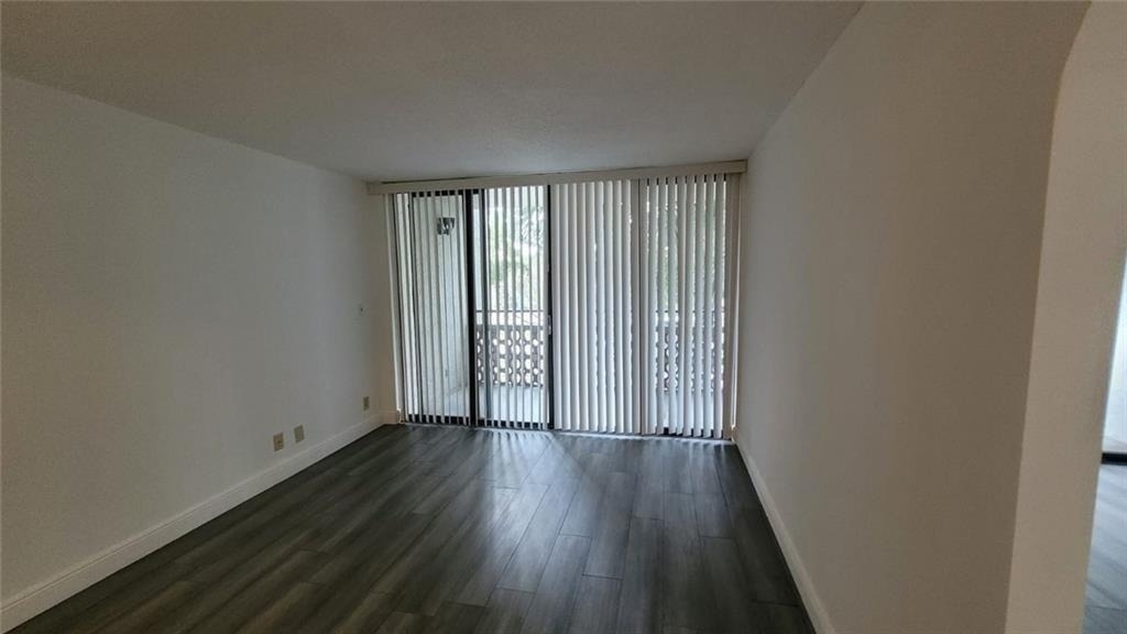 4222 Inverrary Boulevard - Photo 3