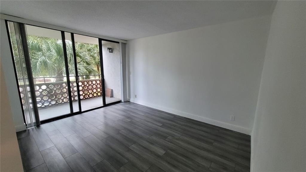 4222 Inverrary Boulevard - Photo 4