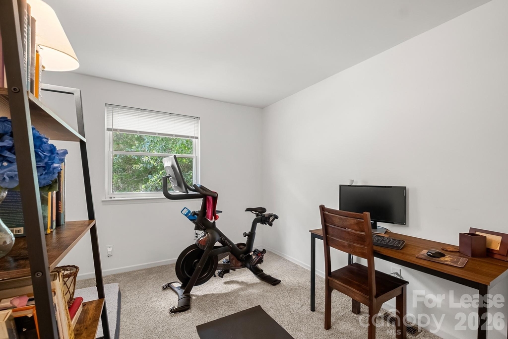 8211 Park Vista Circle - Photo 16