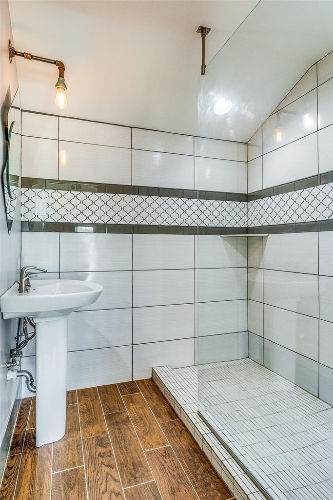 541 Parkhurst Drive - Photo 7