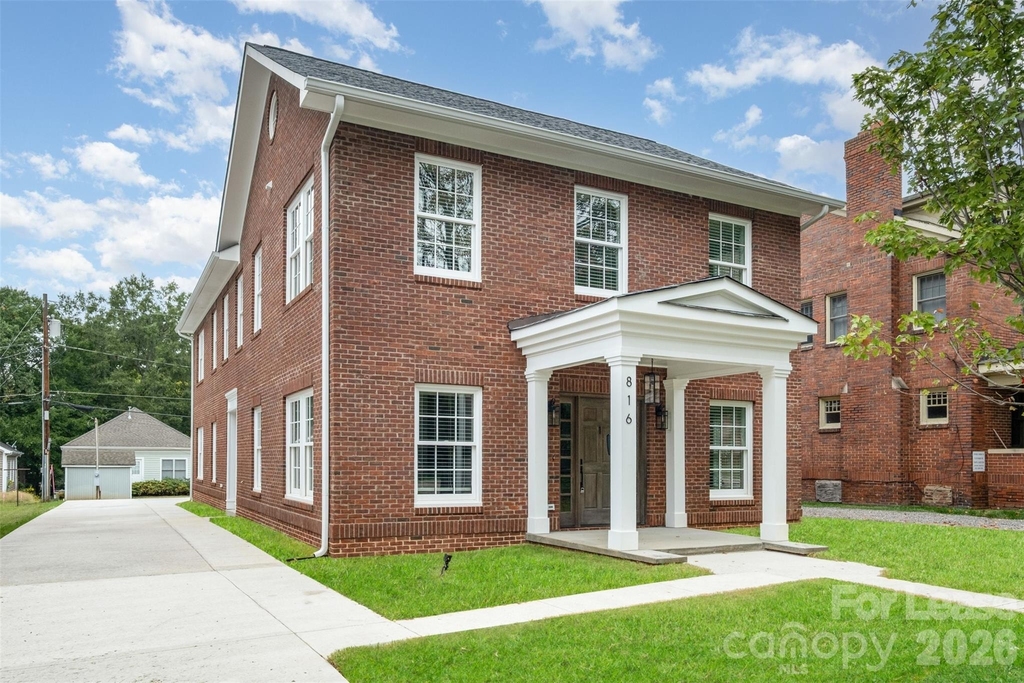 816 Walnut Avenue - Photo 3