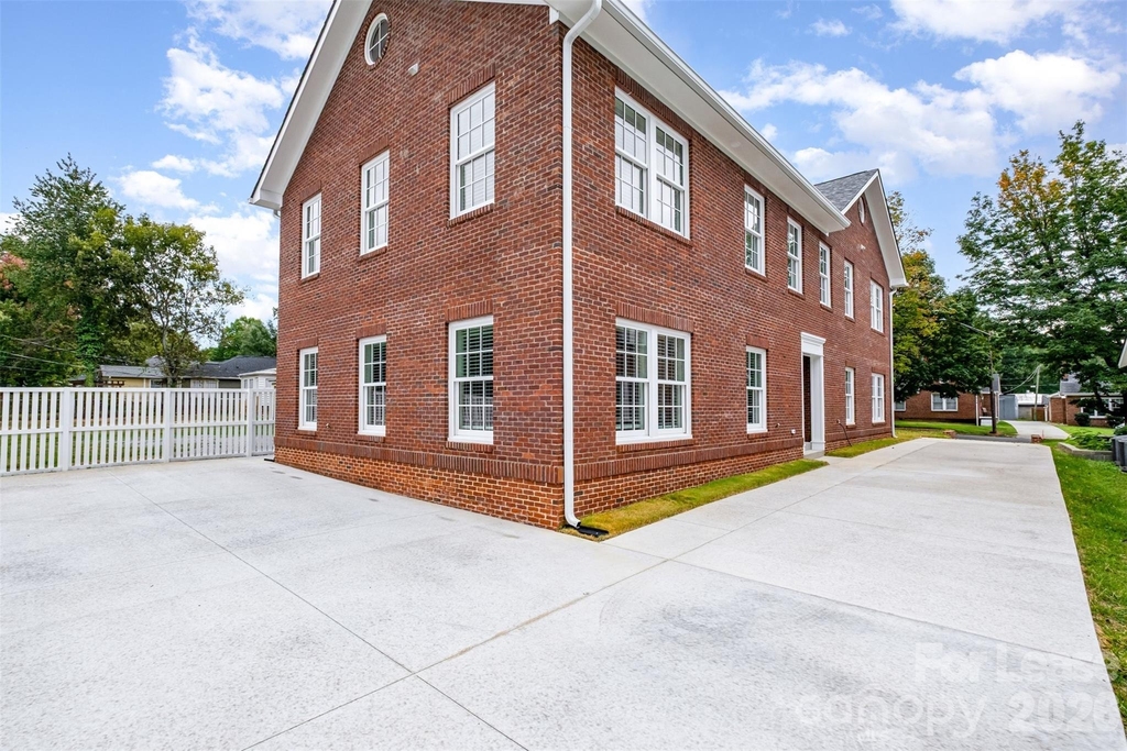 816 Walnut Avenue - Photo 32