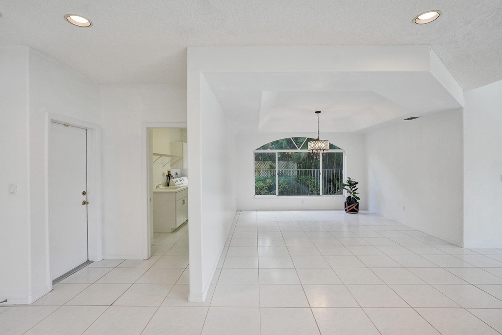 11340 Lakeshore Drive - Photo 8