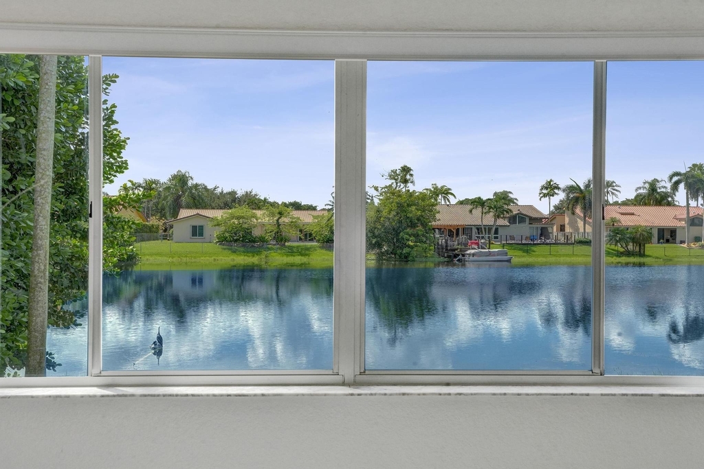 11340 Lakeshore Drive - Photo 21