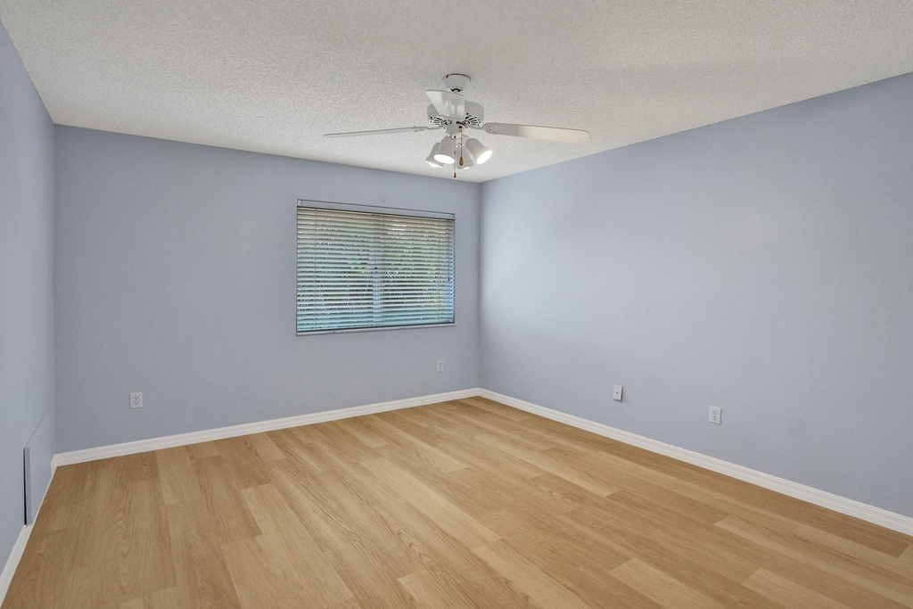 11340 Lakeshore Drive - Photo 48