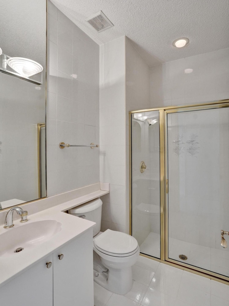 11340 Lakeshore Drive - Photo 38