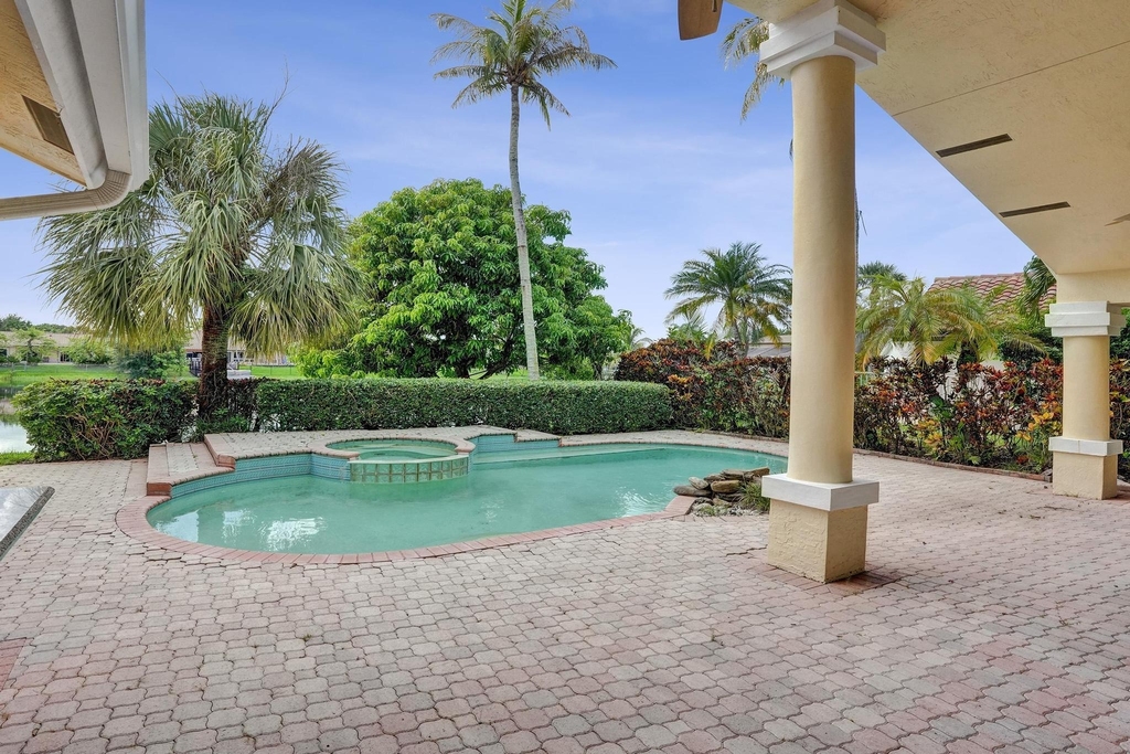 11340 Lakeshore Drive - Photo 50