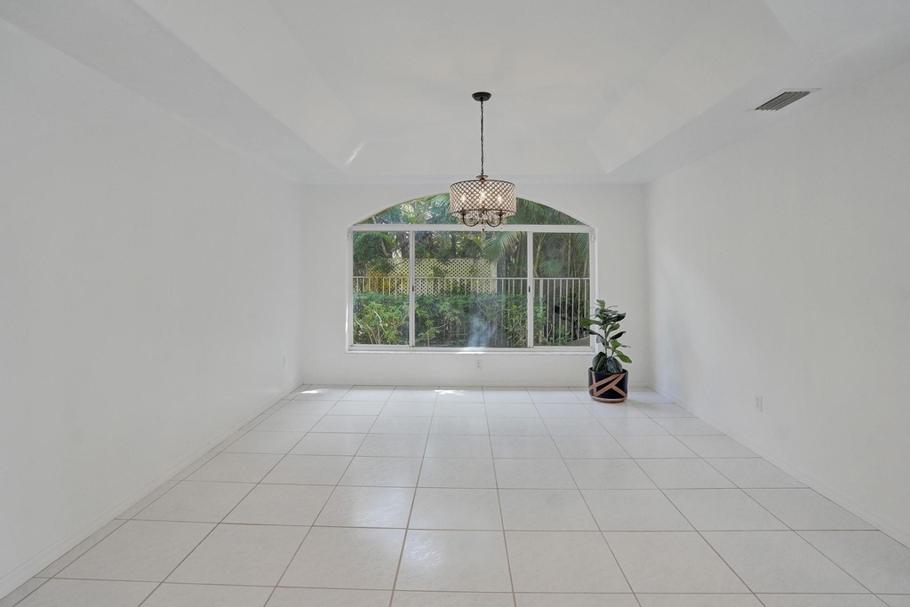 11340 Lakeshore Drive - Photo 10