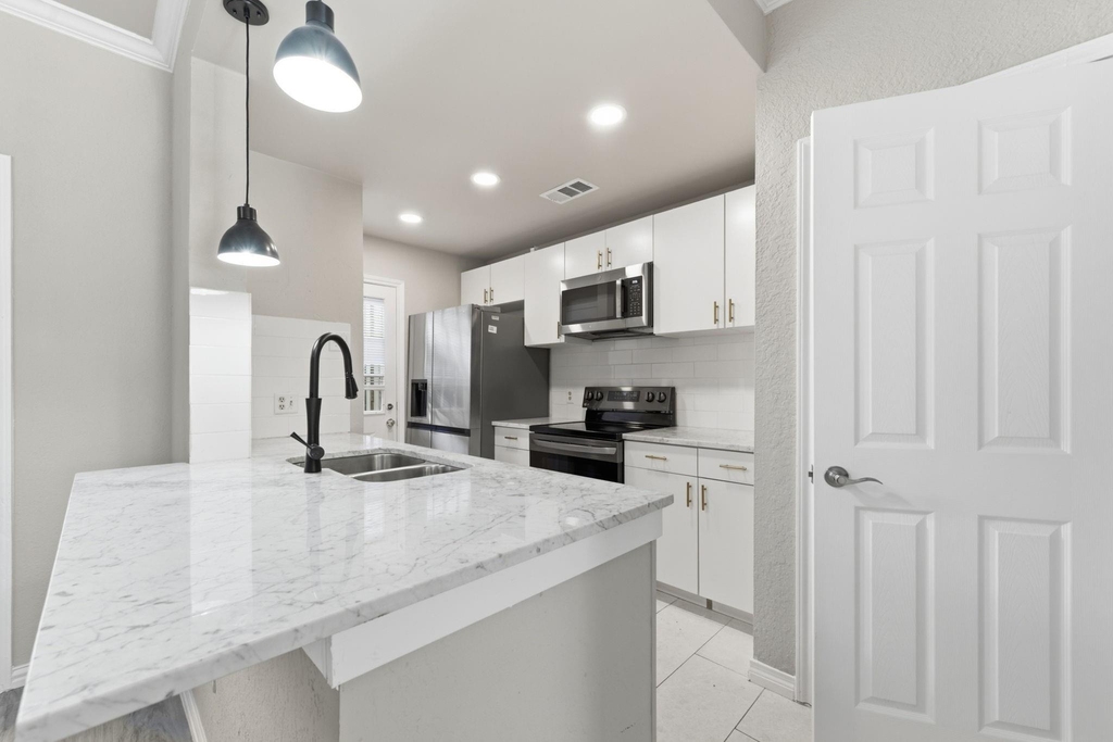 14333 Preston Road - Photo 7