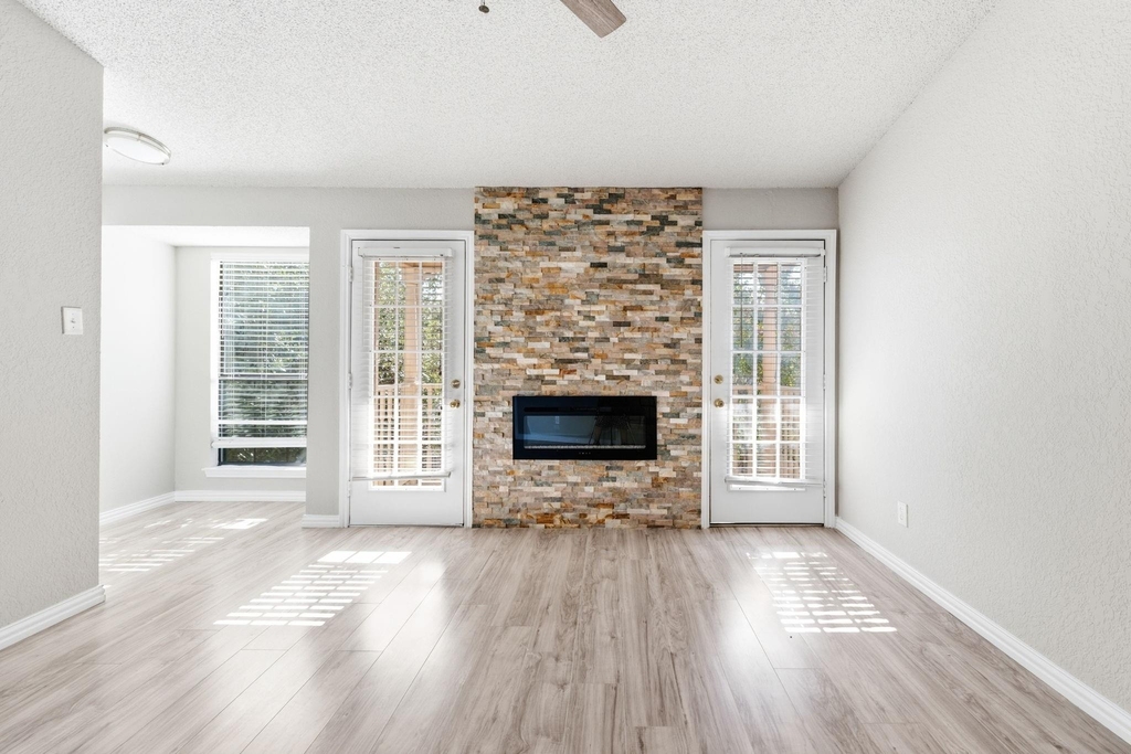 14333 Preston Road - Photo 12