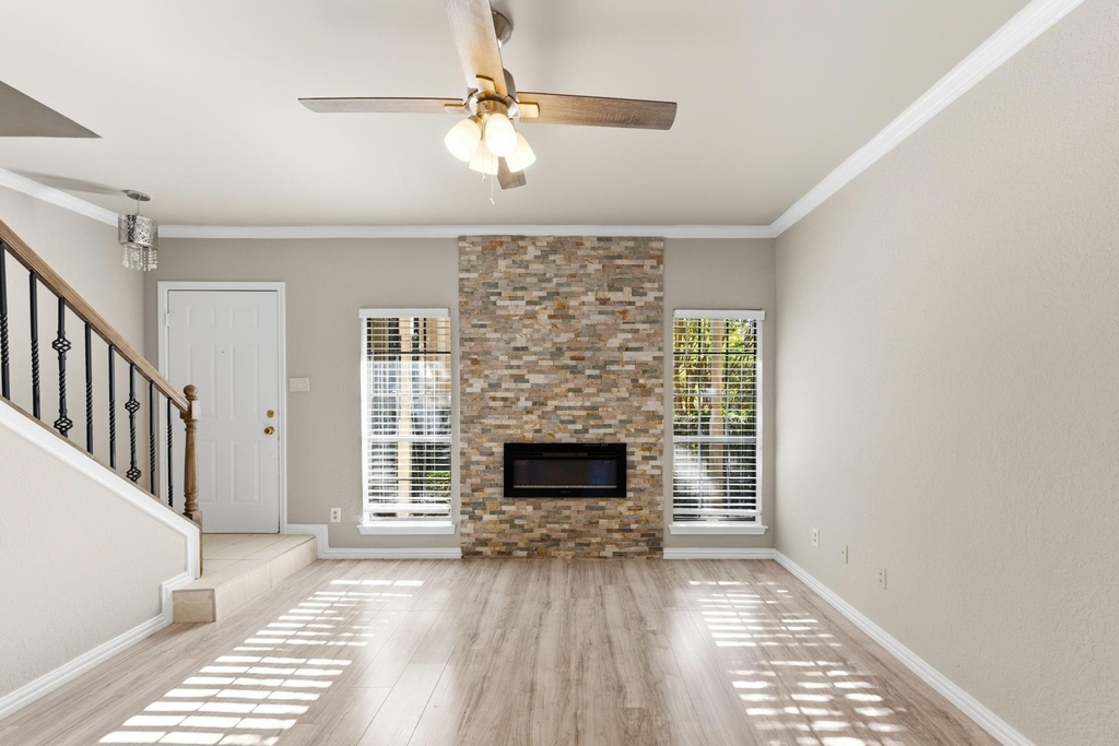 14333 Preston Road - Photo 1