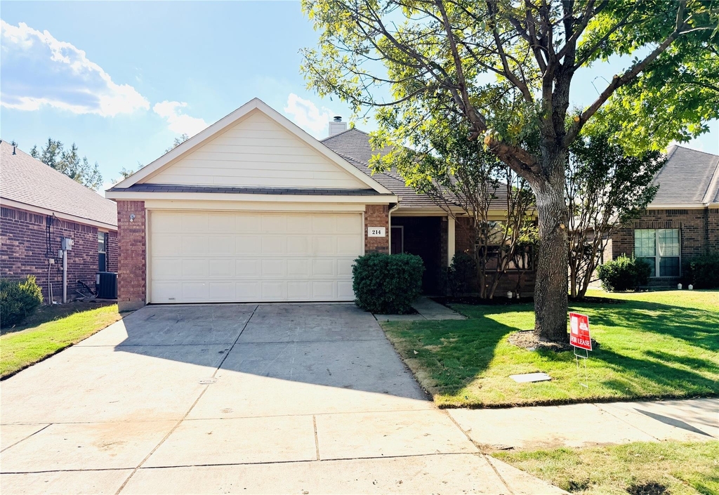 214 Lavaca Drive - Photo 0