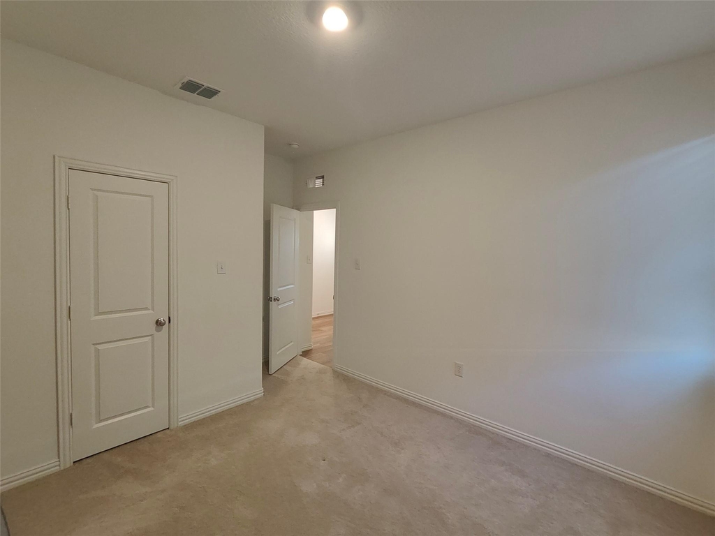 8416 Butterfly Lane - Photo 25
