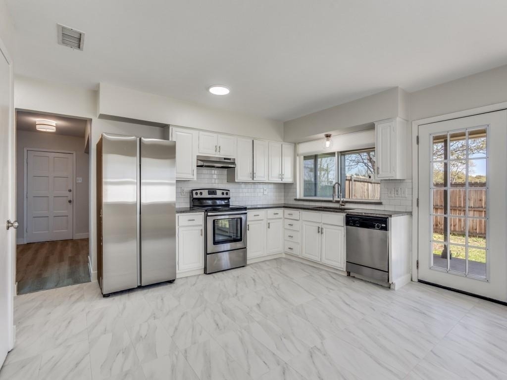 1242 Delores Drive - Photo 6