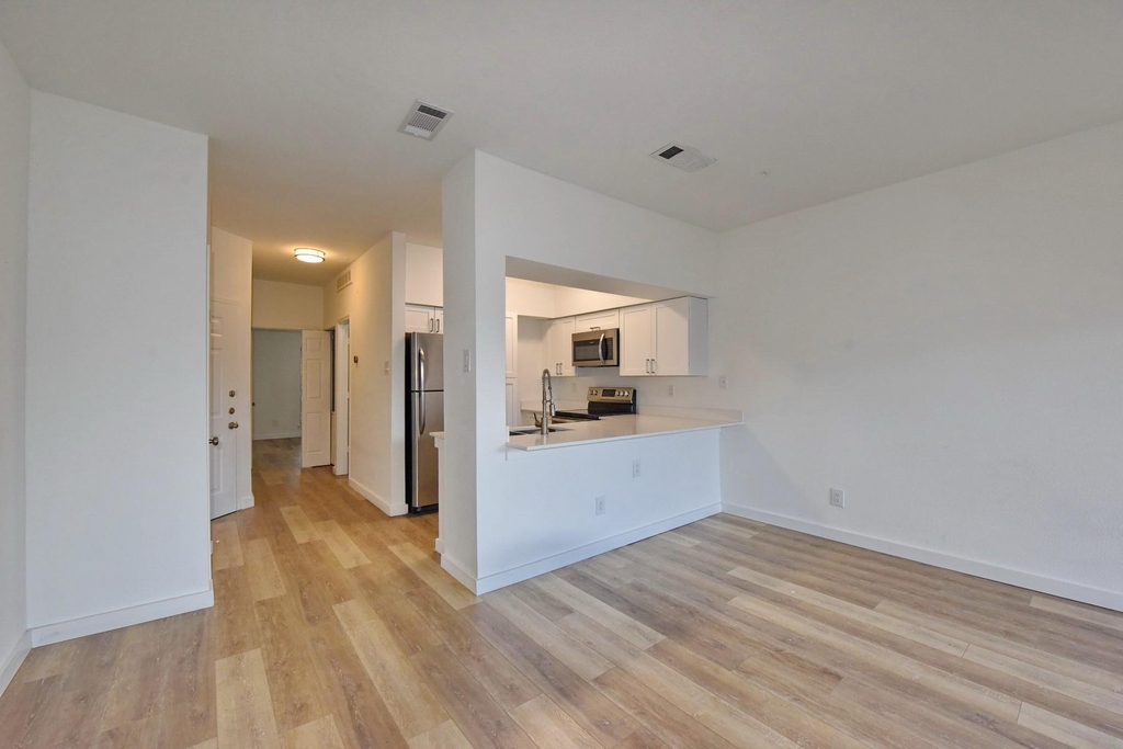 3701 Cedarplaza Lane - Photo 3