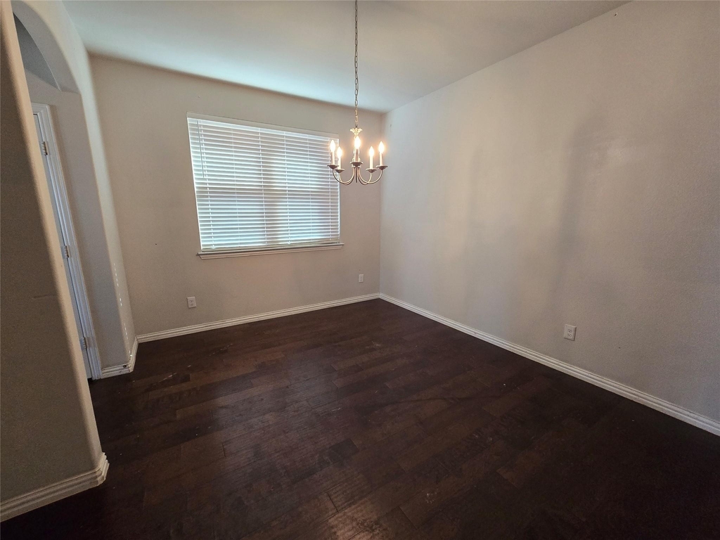 2009 Rosebury Lane - Photo 2