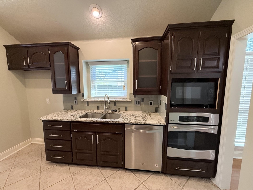 2749 Crystal Glenn Circle - Photo 7