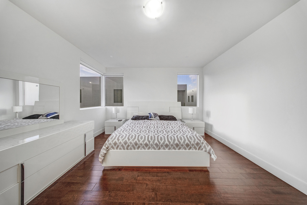 10081 Nw 75th Terrace - Photo 18