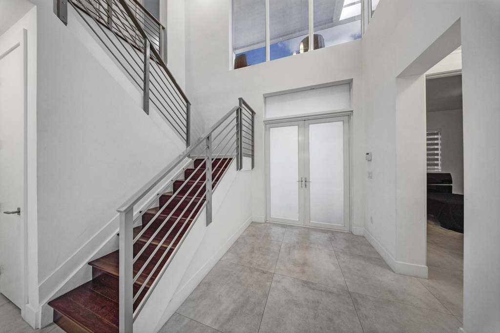 10081 Nw 75th Terrace - Photo 3
